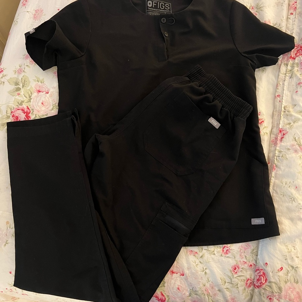 Figs Technical Collection Black Top xs & pants xs/p